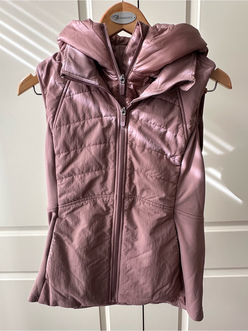 Lululemon - Another Mile Vest